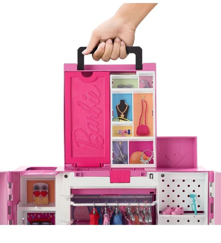 BARBIE DREAM CLOSET WITH DOLL