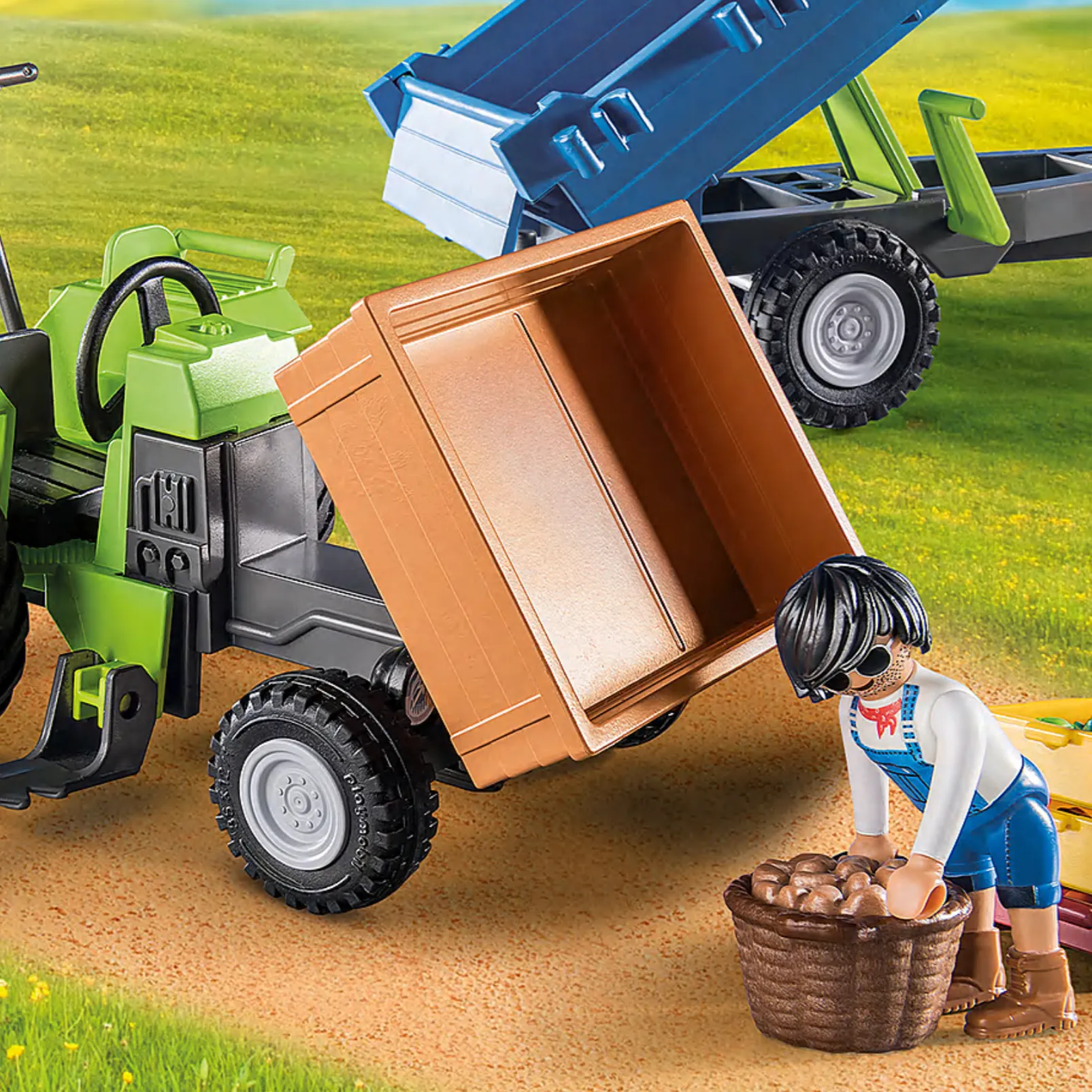 Harvester Tractor w Trailer
