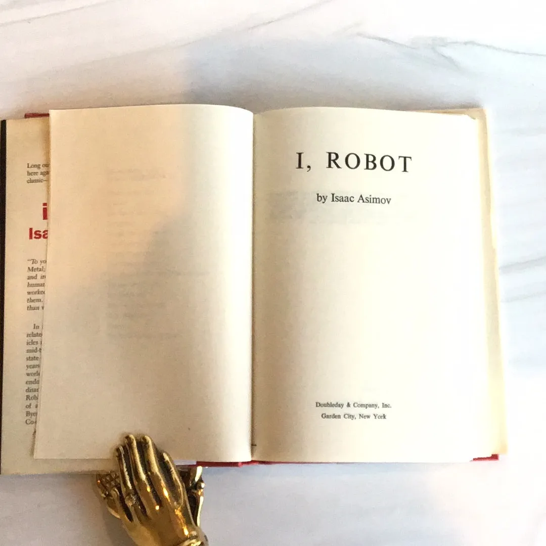 ^I,Robot*