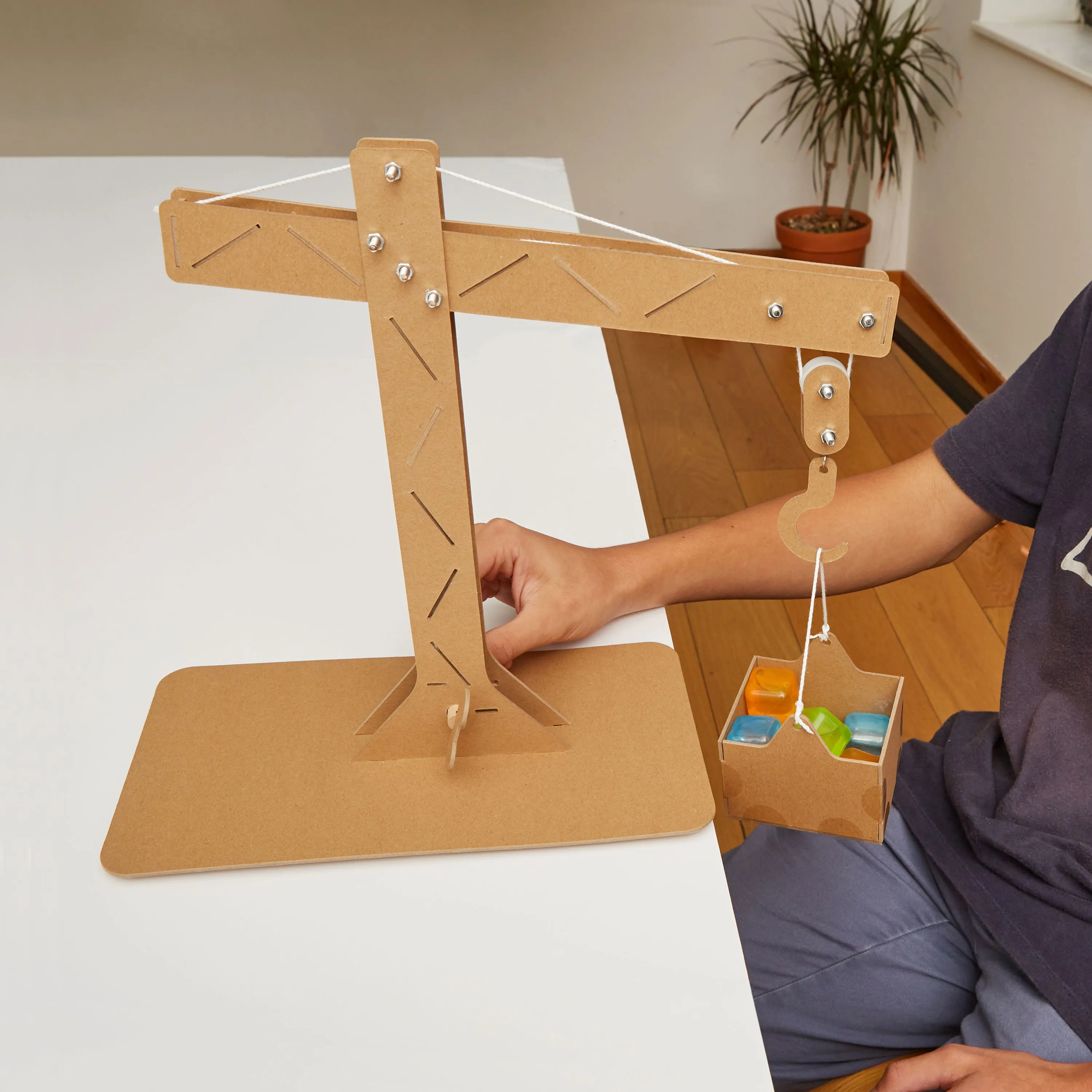 Newton's Lab Pulley Crane Kit
