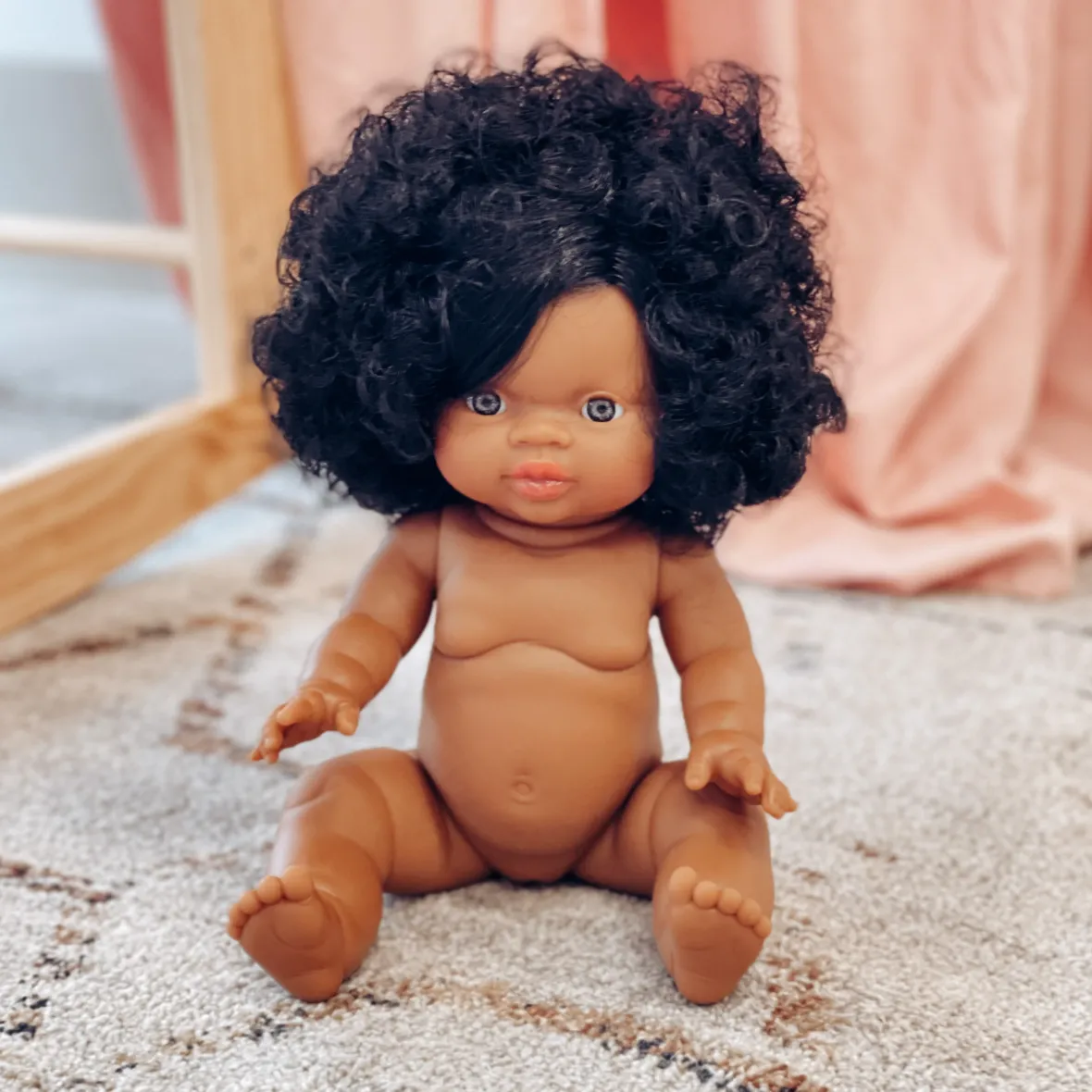Paola Reina Gordis Dark Hair Baby Girl Blue Eyes - Jazmine