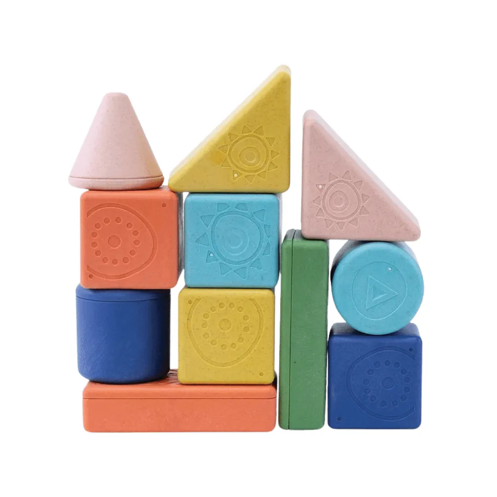 Rattle & stack blocks