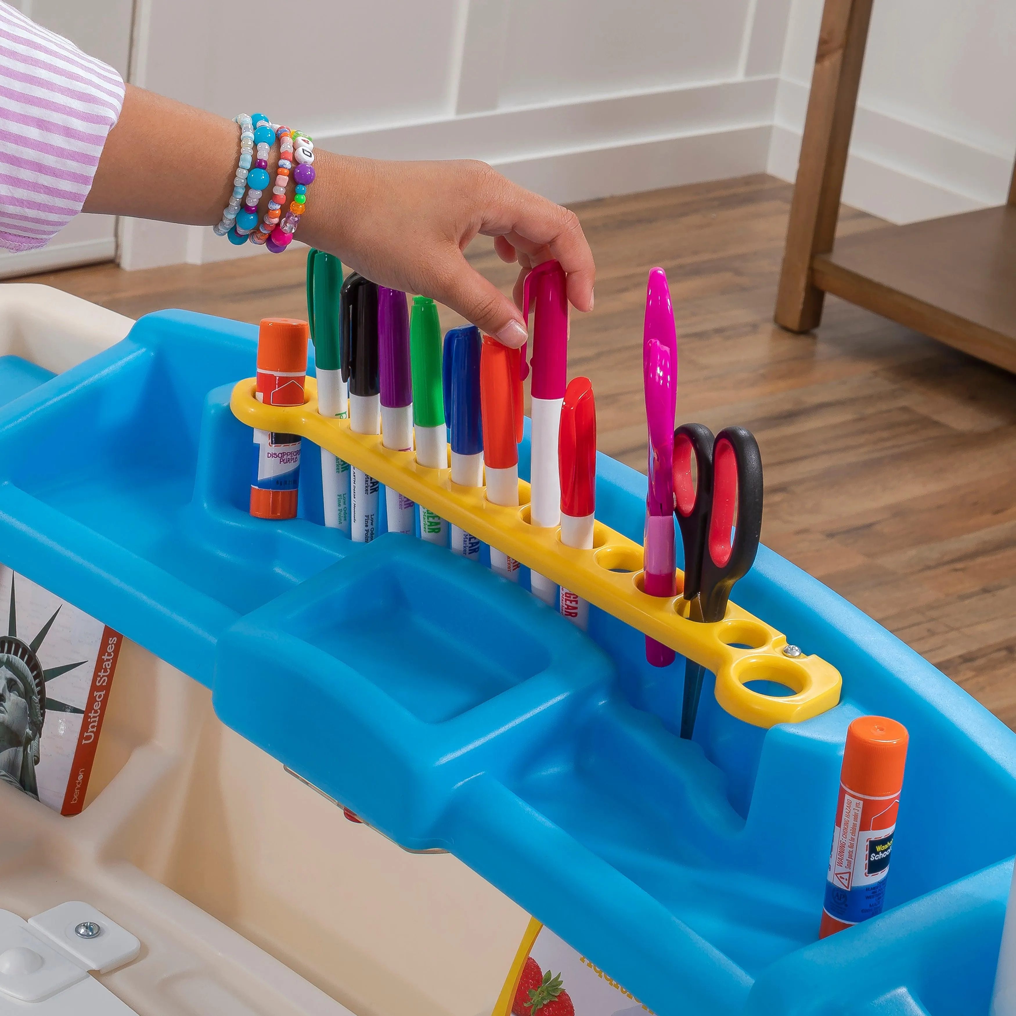 Step2 Deluxe Art Master Desk for Kids Ages 3 