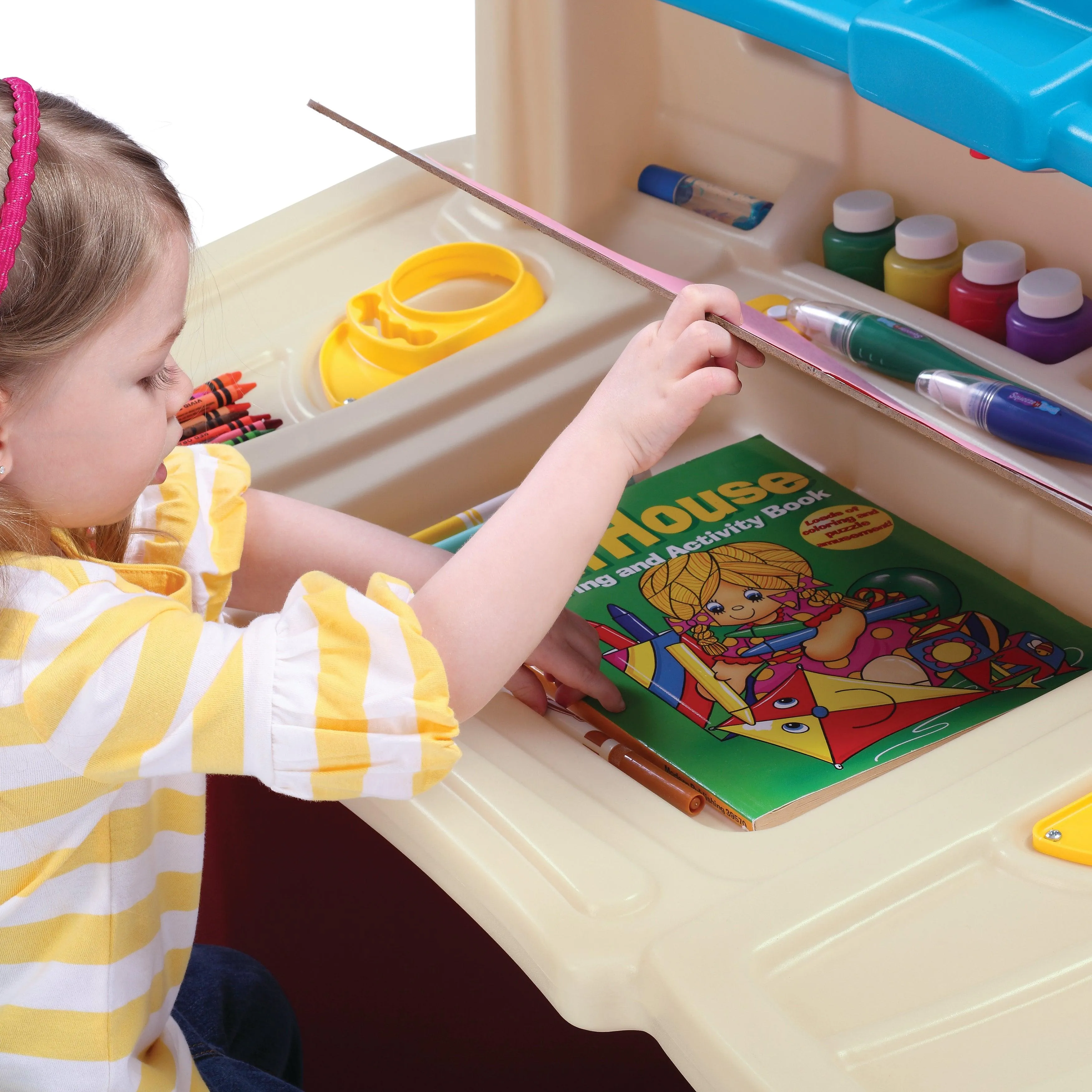 Step2 Deluxe Art Master Desk for Kids Ages 3 