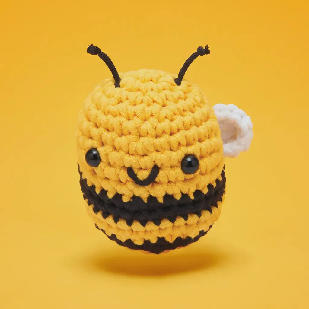 Woobles: Cornelius the Bee Beginner Crochet Kit